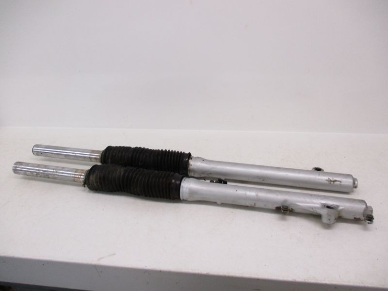 02 Yamaha TTR 225 Forks Front Suspension 4VW-F3102-22-00 2000-2004